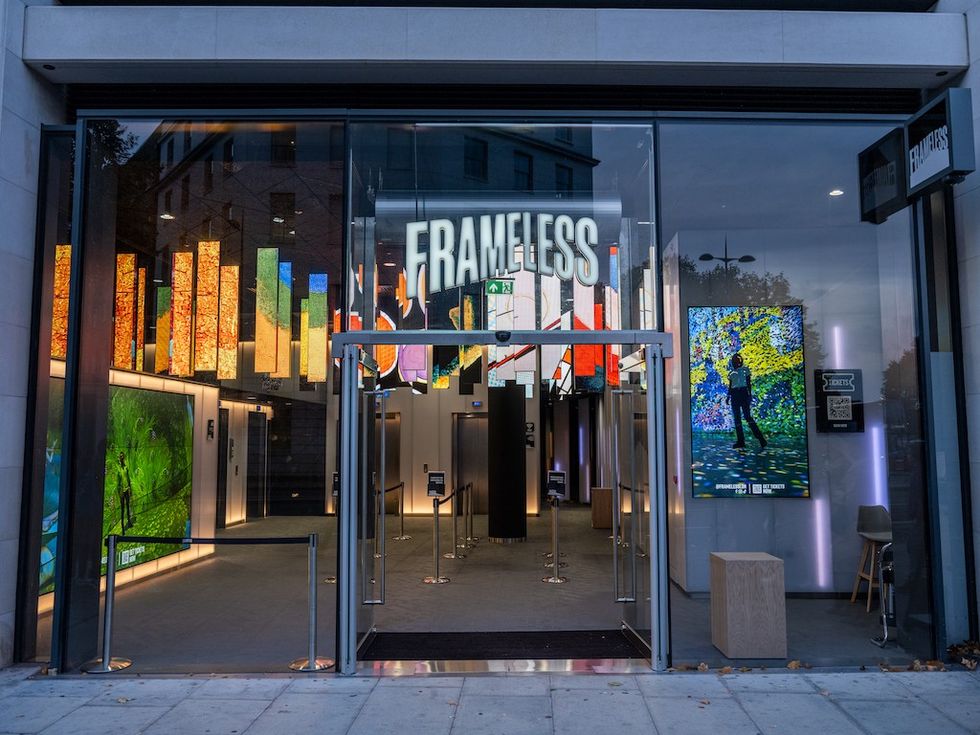 Frameless London entrance