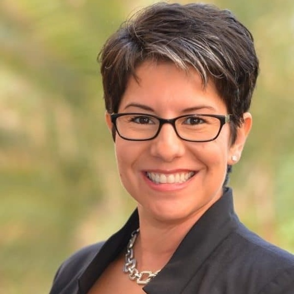 Franceen Gonzales headshot blooloop theme park influencer list 2020