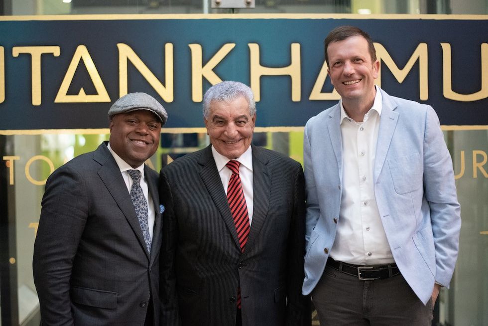 Frederic Bertley, Zahi Hawass and Christoph Scholz at Tutankhamun exhibit