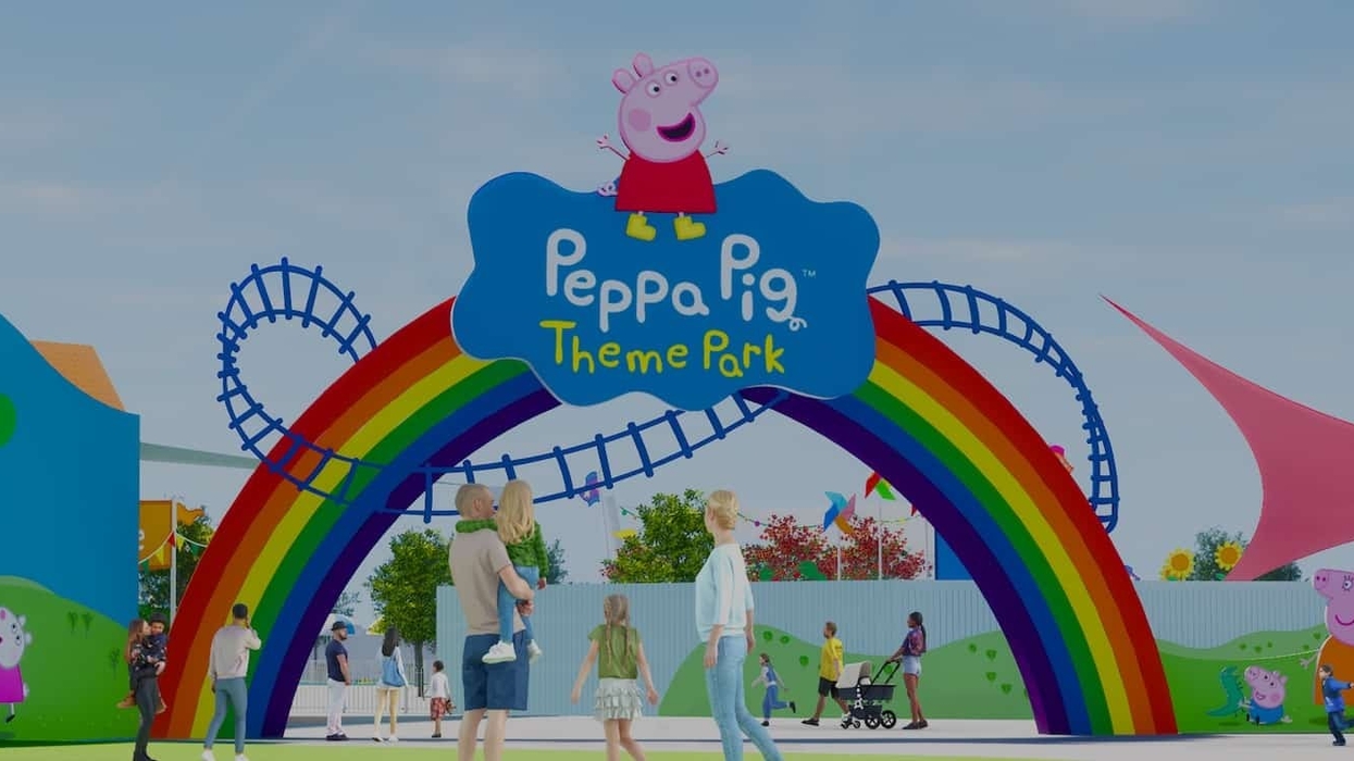 Front Gate_Peppa Pig Theme Park Florida