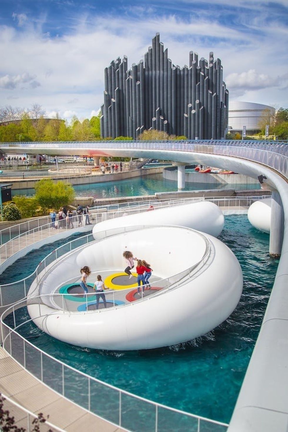 Futuroscope_Futuroplis_Le_Stadium_Aqualympique Family Rides Europe 2019