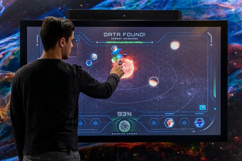 Galactic Explorer Ideum Roswell UFO museum