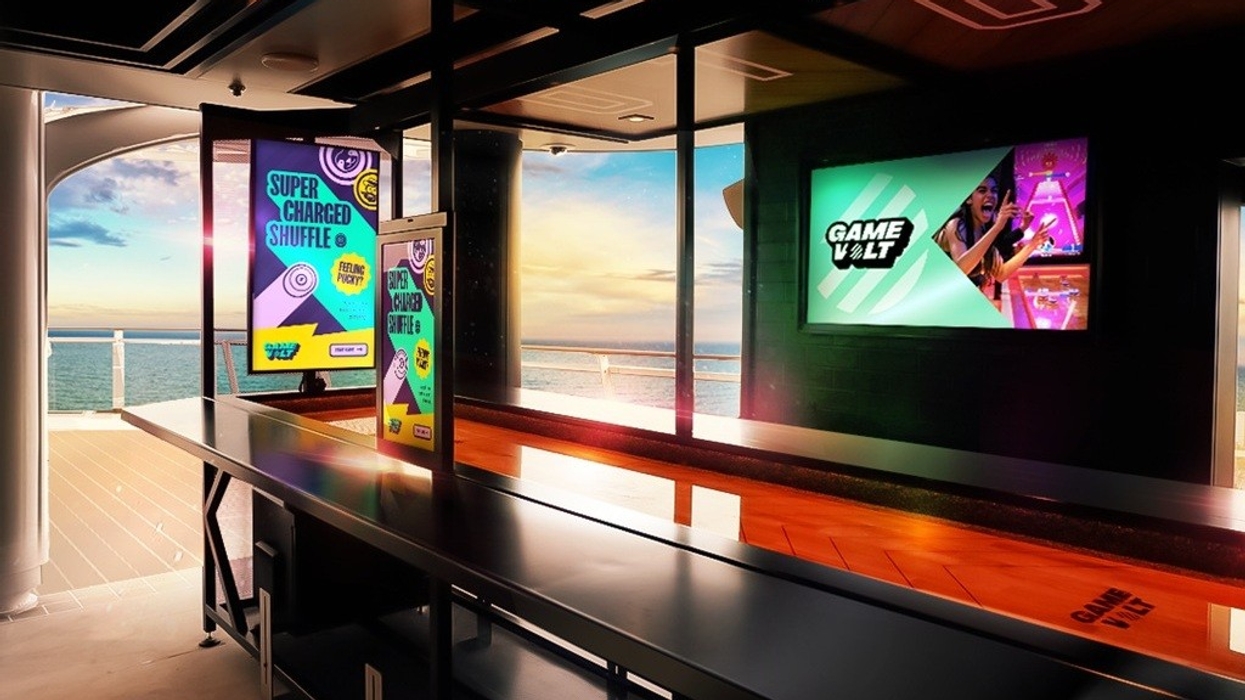 Game Volt Outdoor Supercharged Shuffleboard