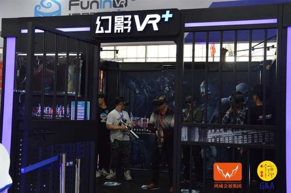 Games and Amusement Fair 2018 Attendees in free roam VR