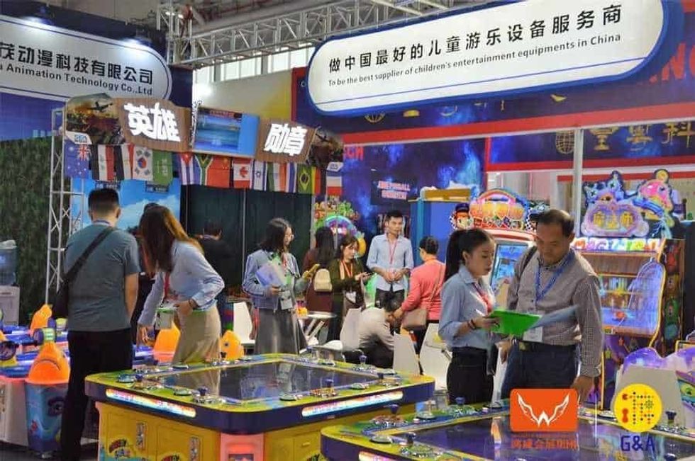 Games and Amusement Fair 2018 Attendees interacting with exhibitors