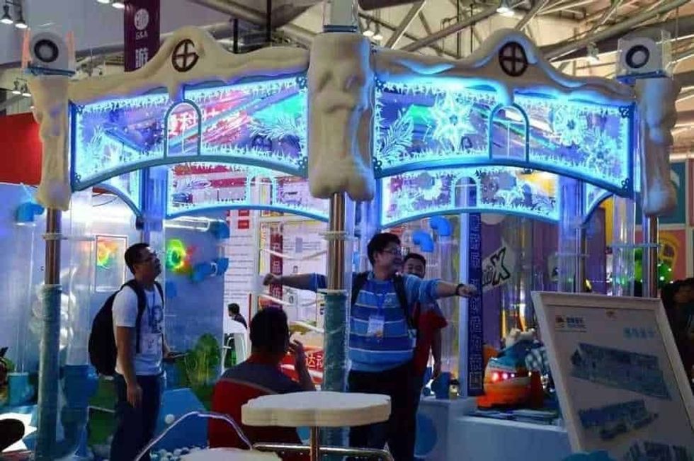 Games and Amusement Fair 2018 Attendees trying out product