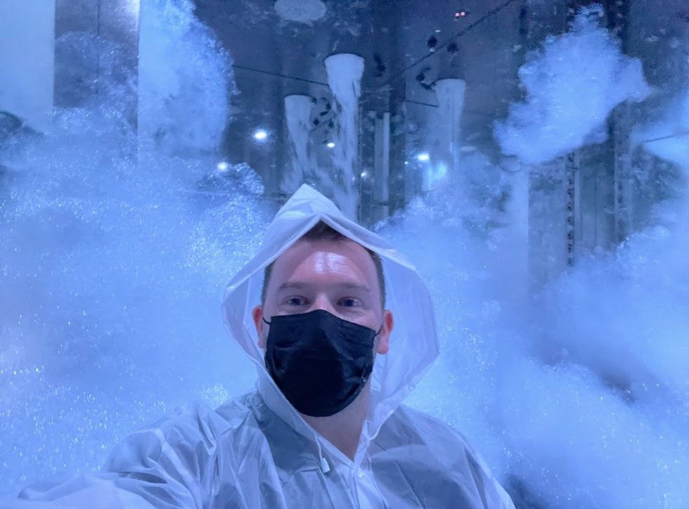 Gary Moynihan pictured at Team Lab’s ‘Massless Clouds Between Sculpture and Life’ at Superblue in Miami, FL. Gary’s philosophy is that as immersive creatives, what we create is much closer to installation art than traditional film Immersive media talent