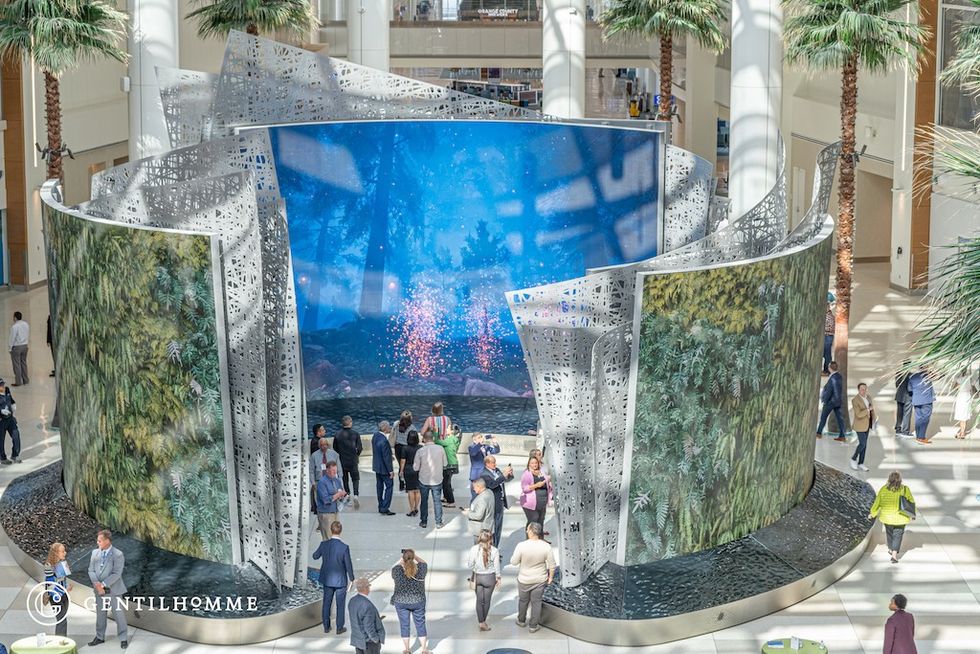 Gentilhomme Moment_Vault_Orlando Airport