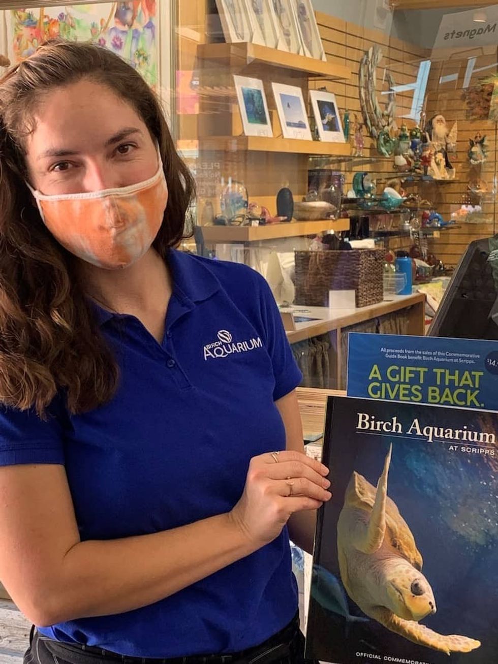 Gifts-that-give-back-Birch-Aquarium