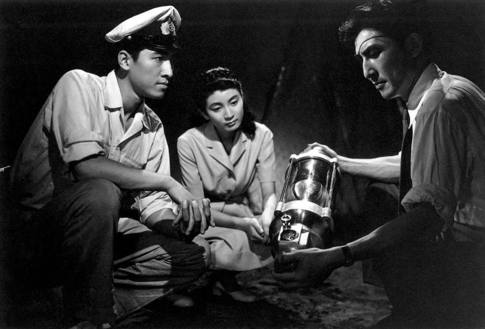 godzilla 1954 Western and Eastern storytelling