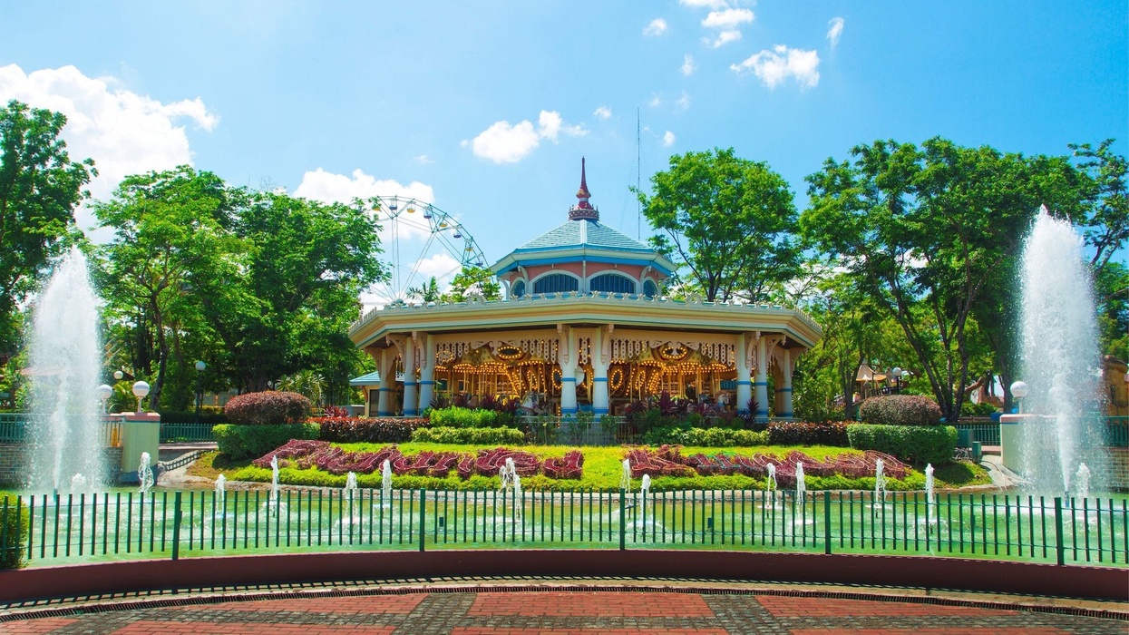 grand carousel enchanted kingdon the philippines