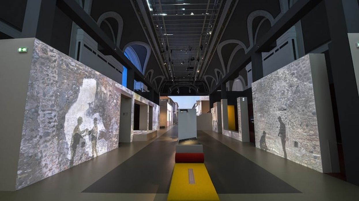 Grand Palais' Pompeii Digital Projection