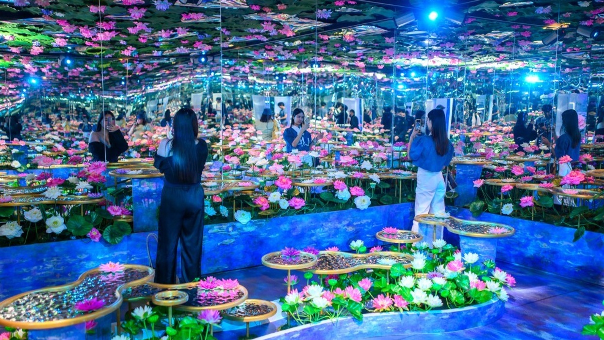 Grande Experiences Monet & Friends Alive