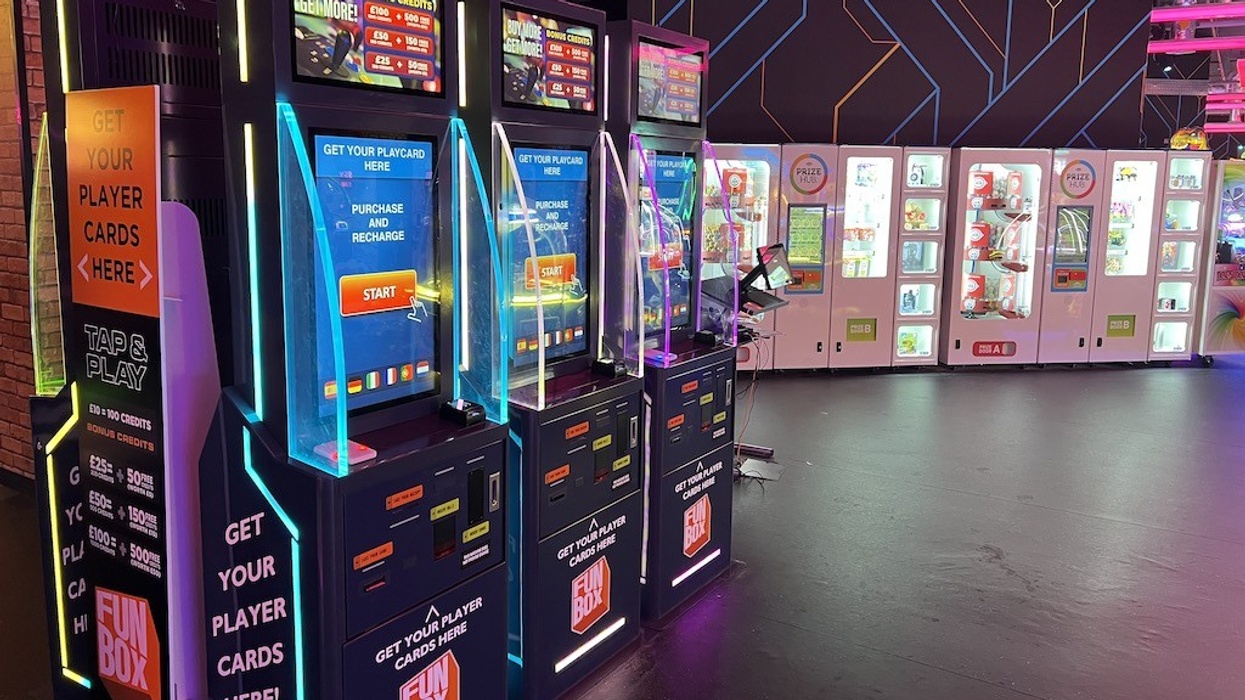 Gravity Max Liverpool Sacoa