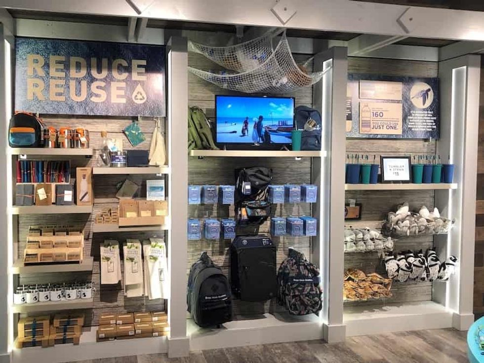 great-cause-clean-oceans-florida-aquarium-store retail trends 2021 retail supports conservation