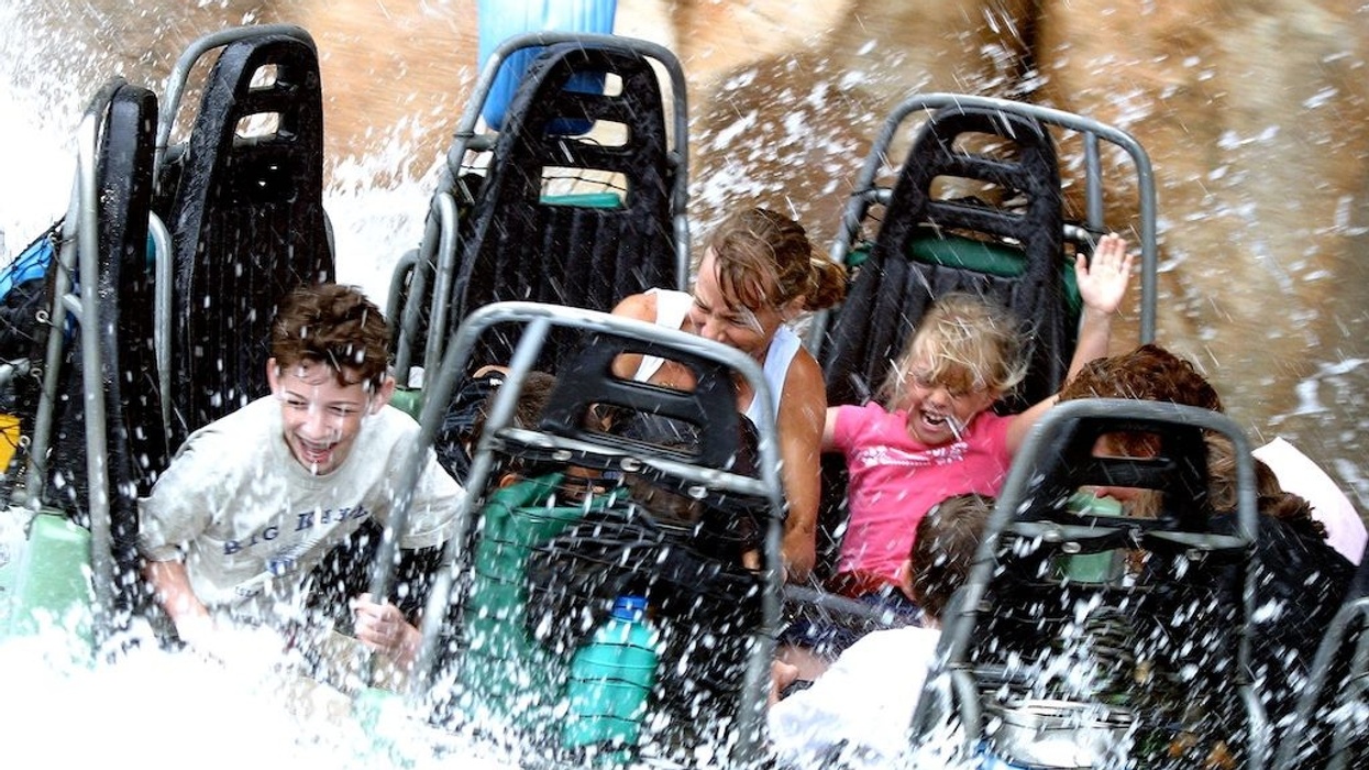 Grizzly River Run Disneyland