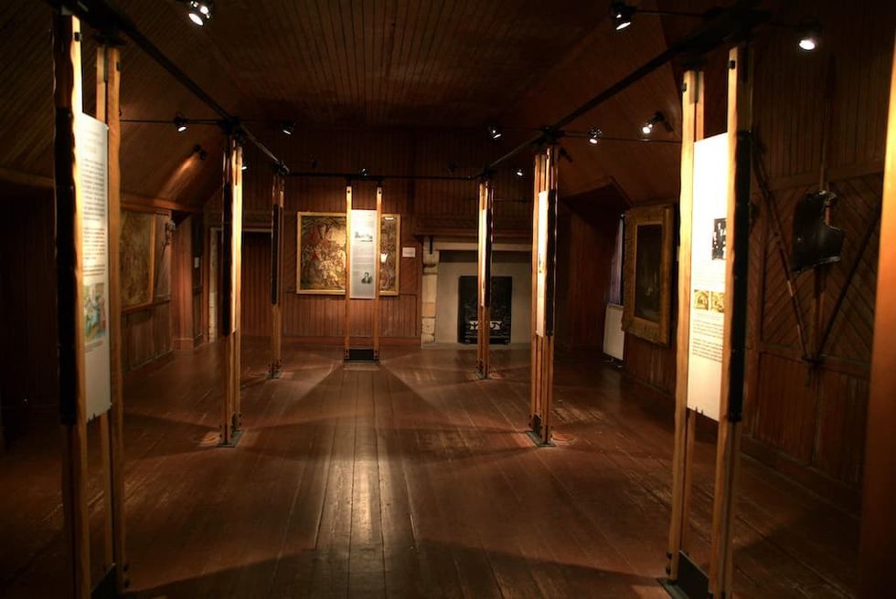 guards room at Mary Queen of Scots House