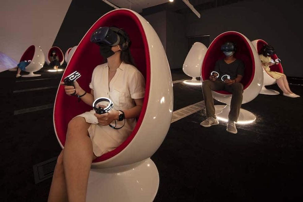 Guests at VR Gallery_ArtScience Museum