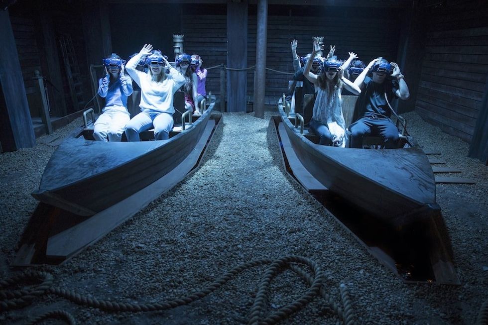 guests enjoying the war of the worlds immersive experience