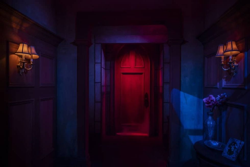 halloween horror nights haunting of hill house universal