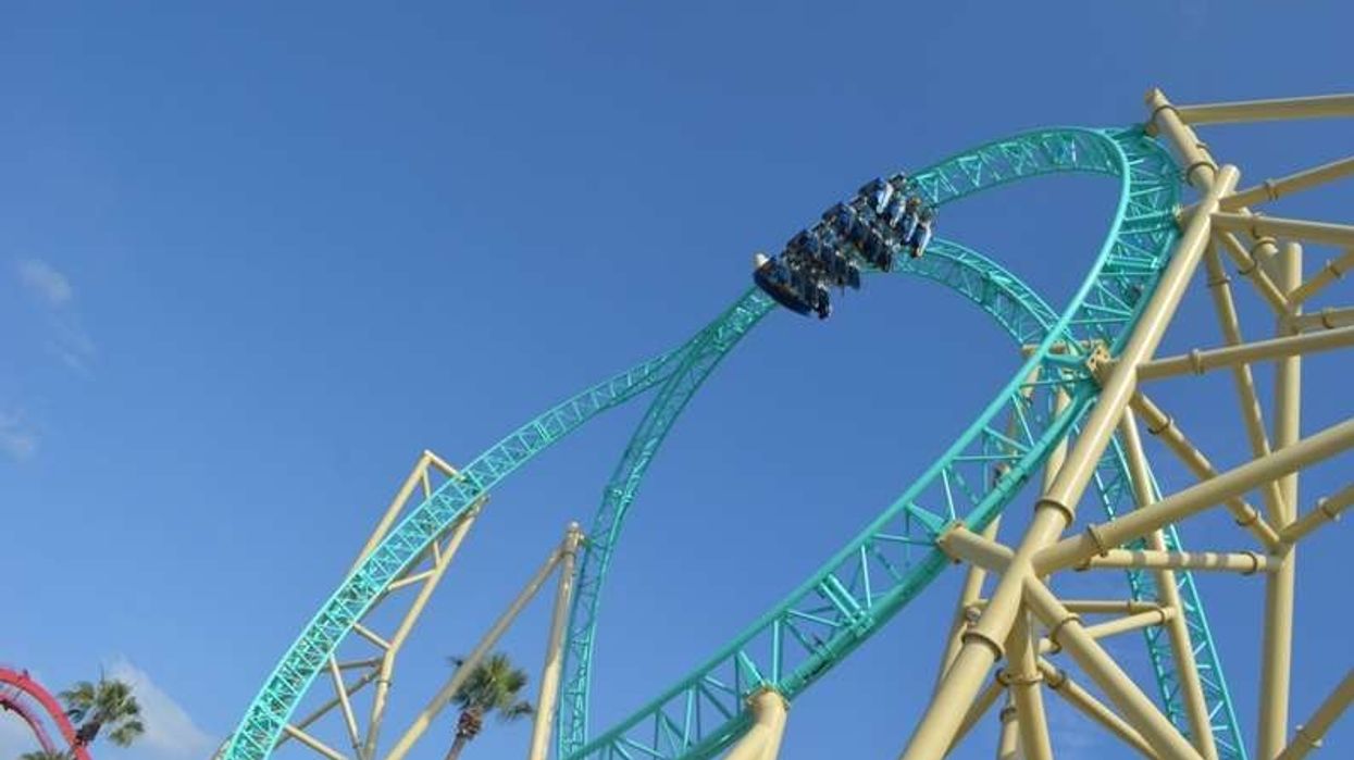 hangtime coaster loop supplied by ride entertainment