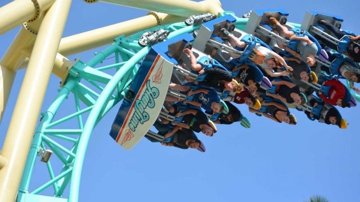 hangtime infinity coaster knotts berry farm supplied by ride entertainment