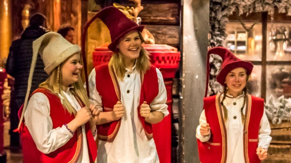 Happy Elves at SantaPark