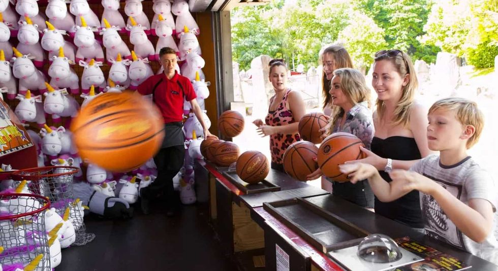 HB Leisure Alton Towers basketball