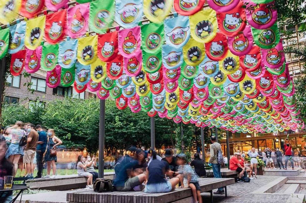 hello kitty town darling square