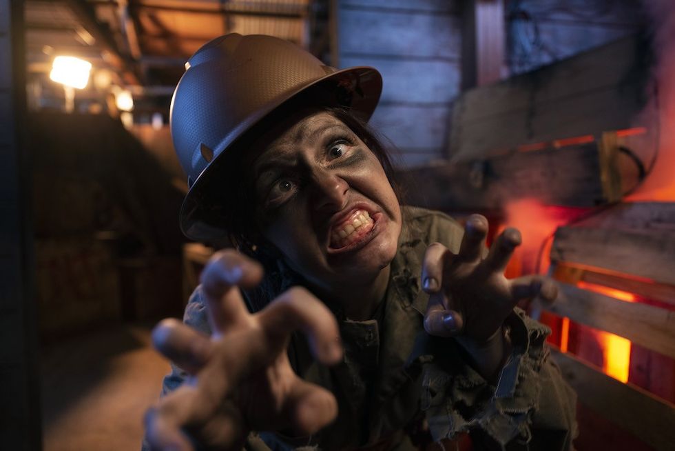 Hersheypark Dark Nights 2023 Haunted Coal Mine