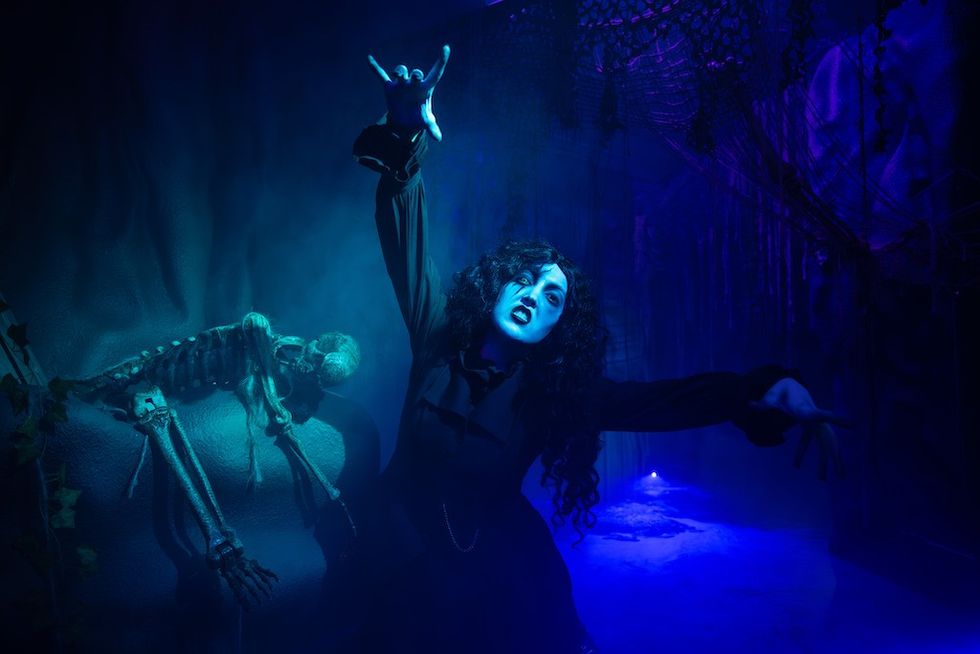 Hersheypark Dark Nights Descent Catacombs