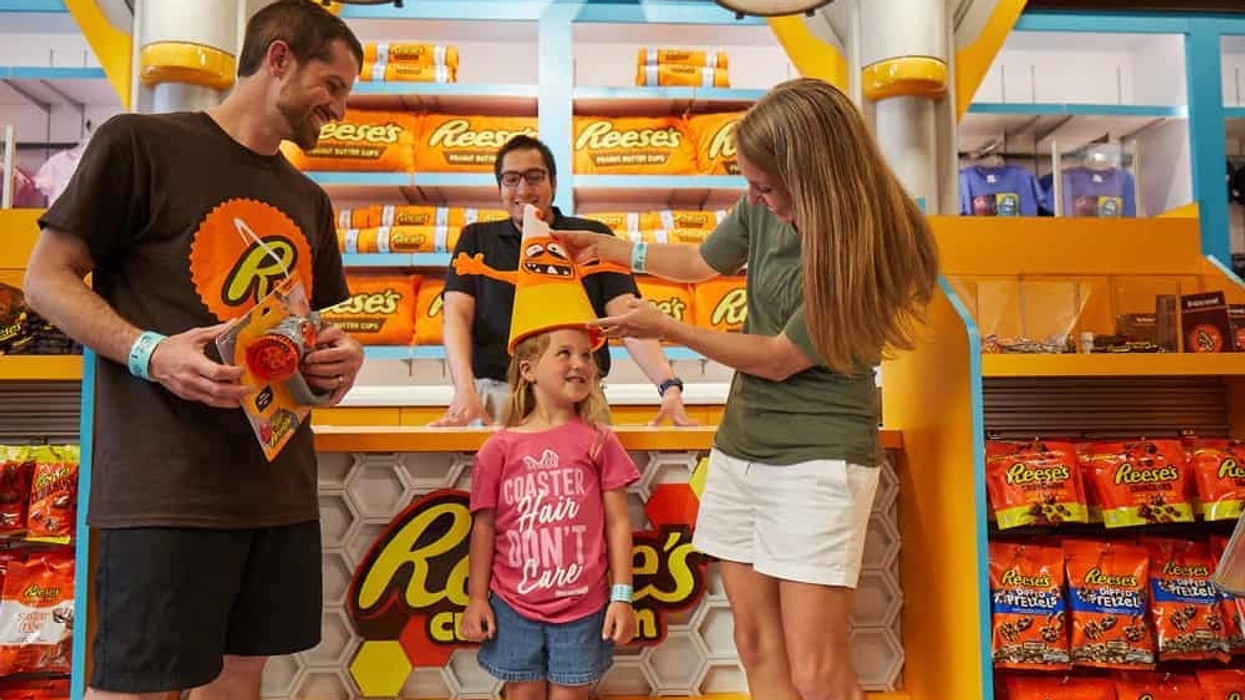 Hersheypark Reeses retail experience