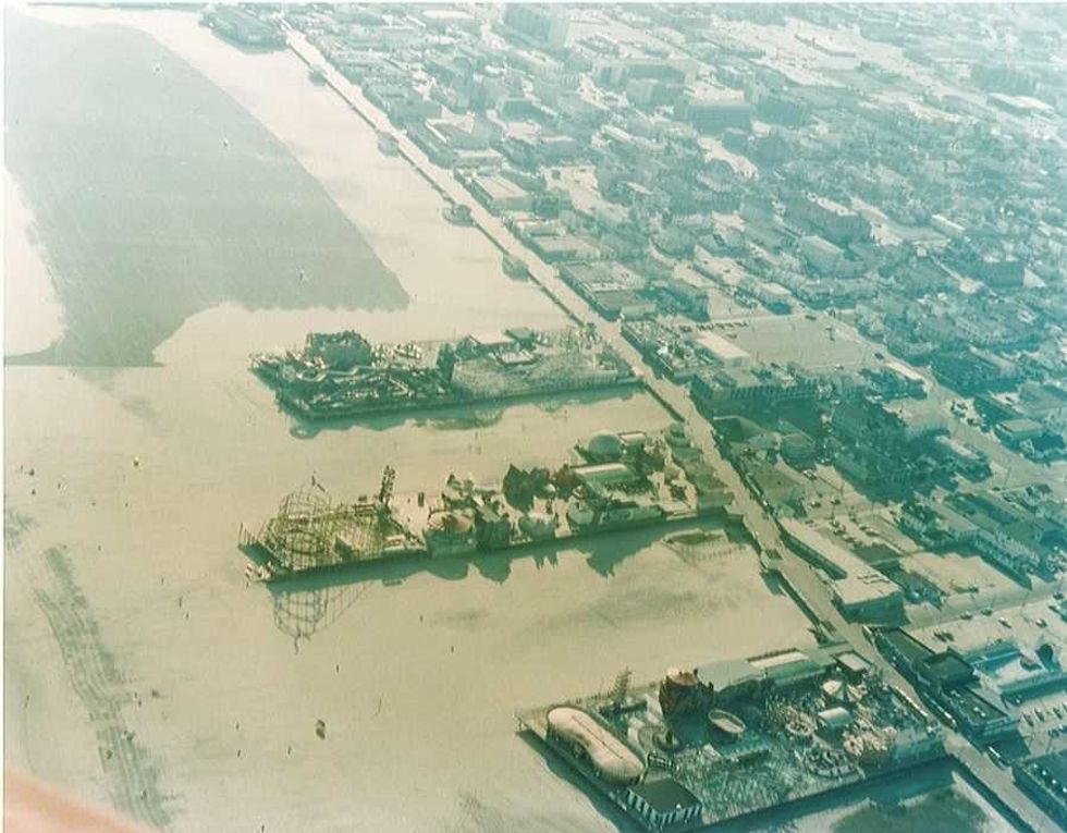 Historial Aerial view of Morey's Piers, seaside amusement park