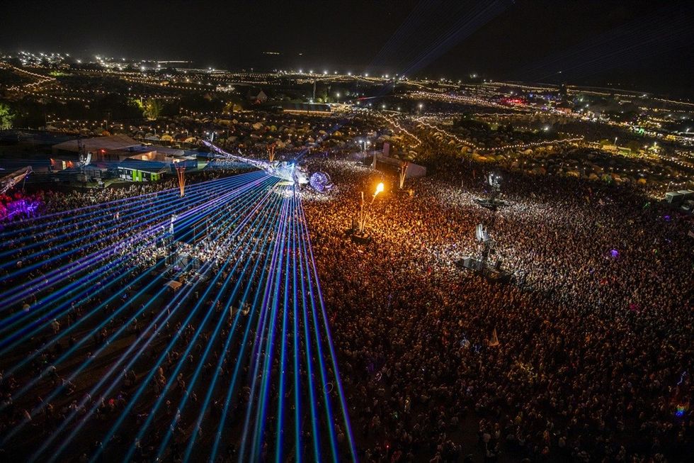 Hive Arcadia Dragonfly ©Charlie Raven