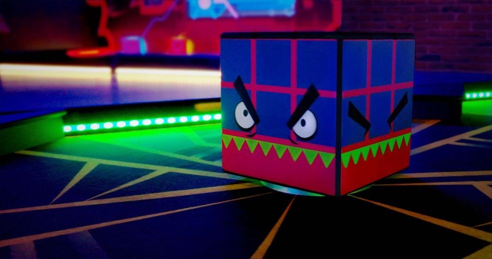 HOLOGATE HYPER GOLF US launch crazy cubes
