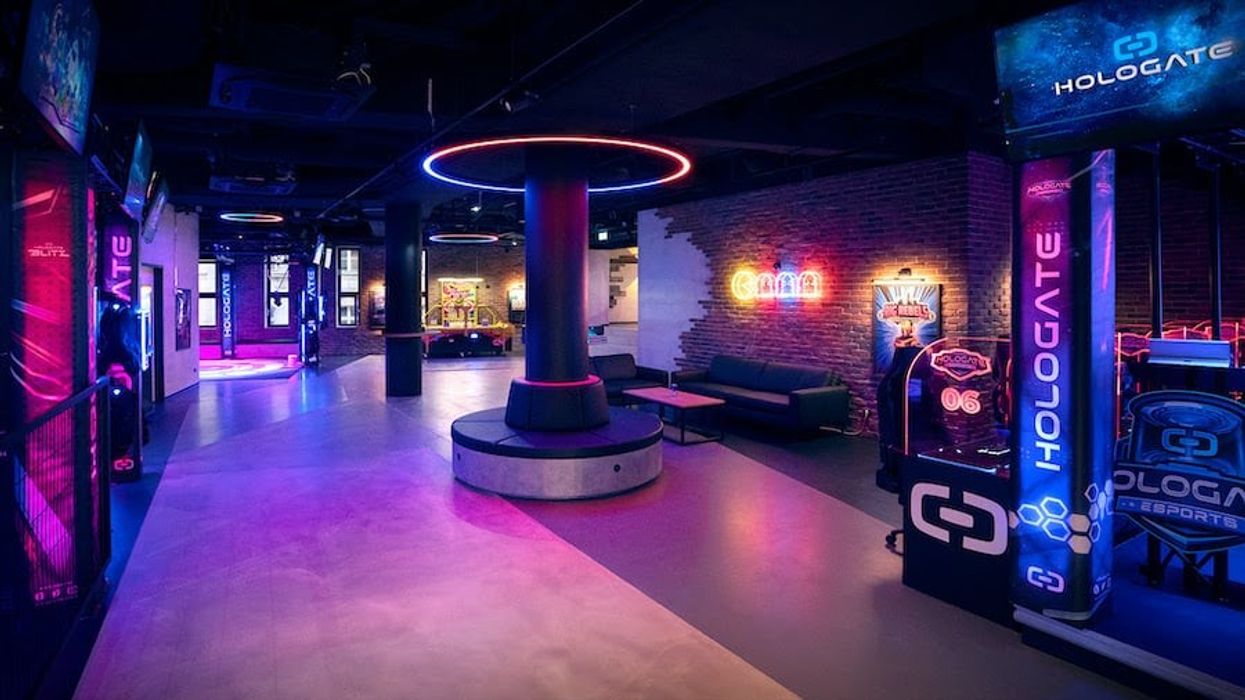 HOLOGATE WORLD