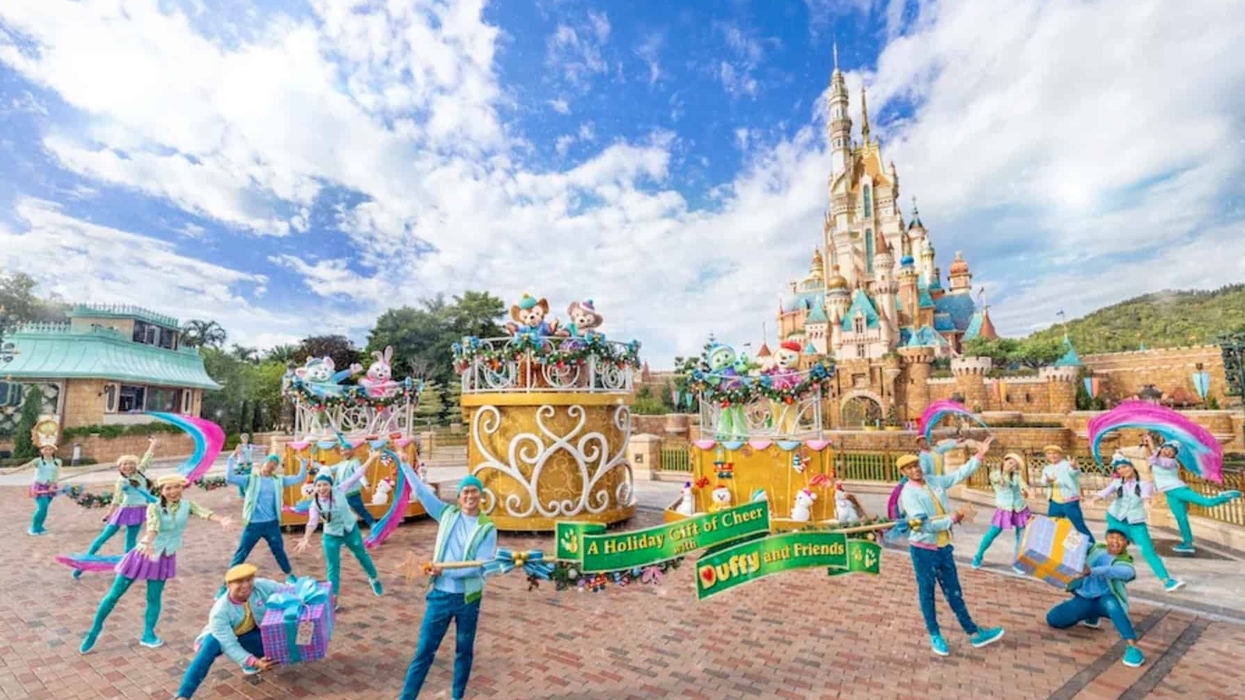 hong kong disneyland christmas