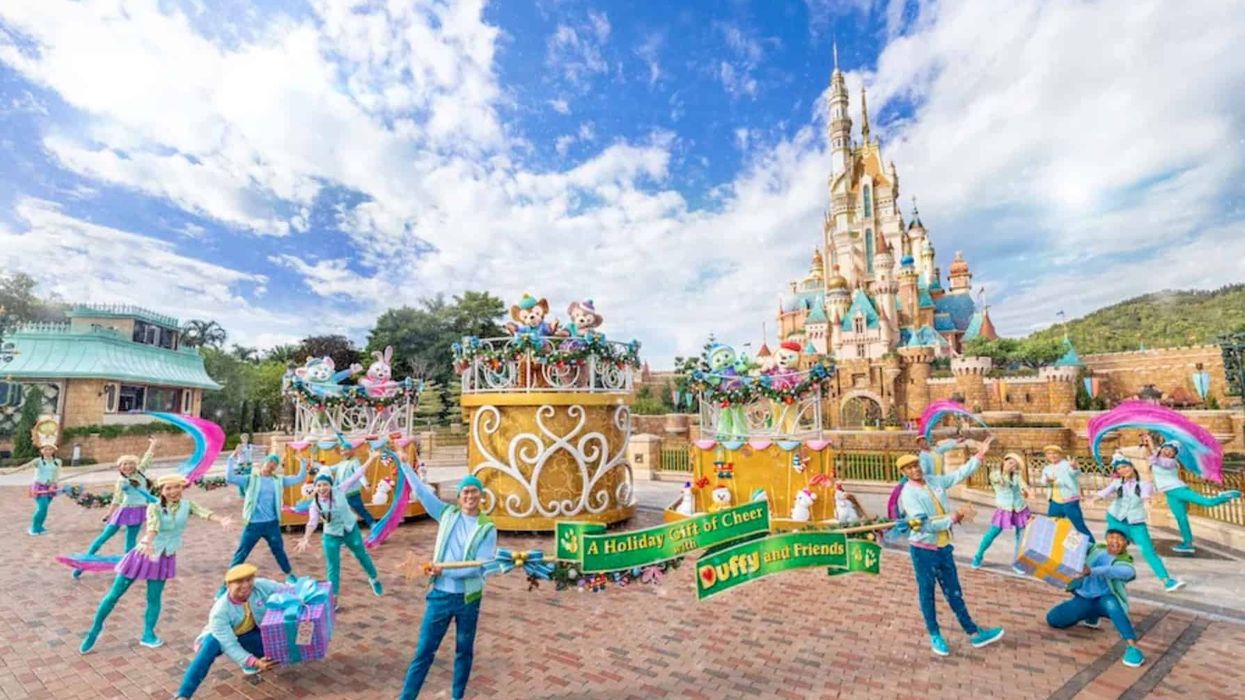 hong kong disneyland christmas