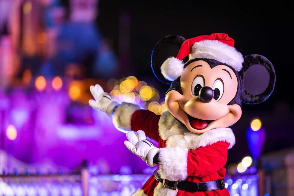 hong kong disneyland christmas