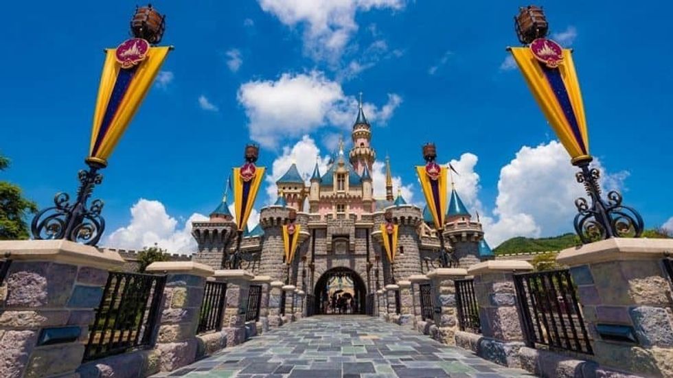 Hong-Kong-Disneyland's original-castle