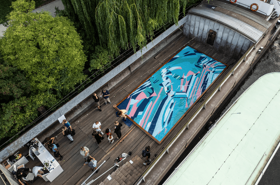 hosek contemporary