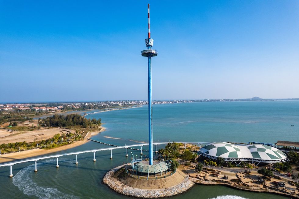 Huss_Sky Tower_Hainan R&F Ocean Paradise