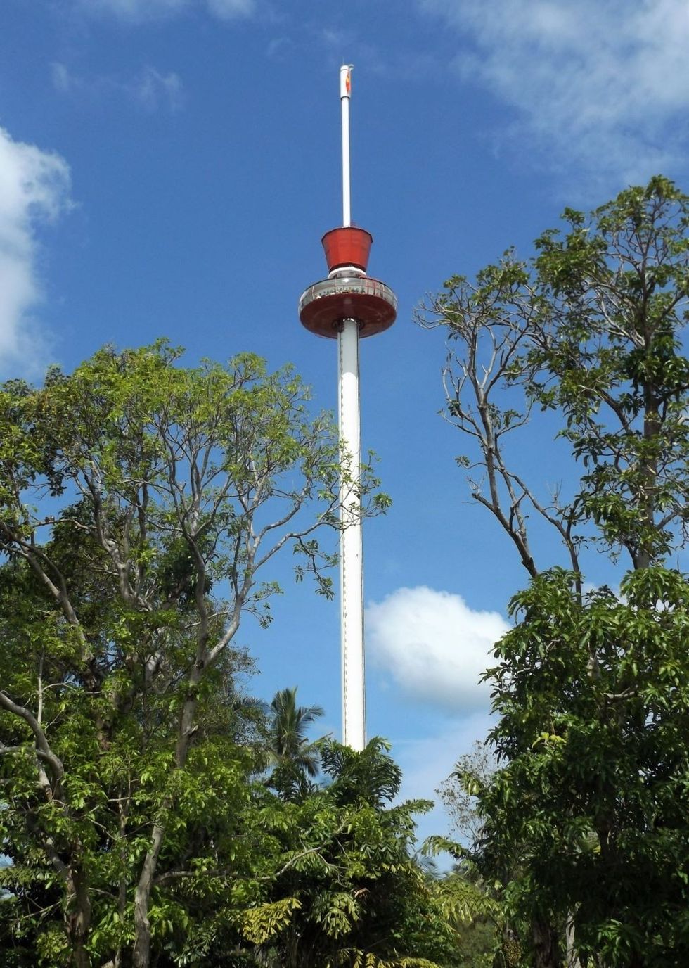 Huss Sky Tower Typhoon Tower Ride Vietnam