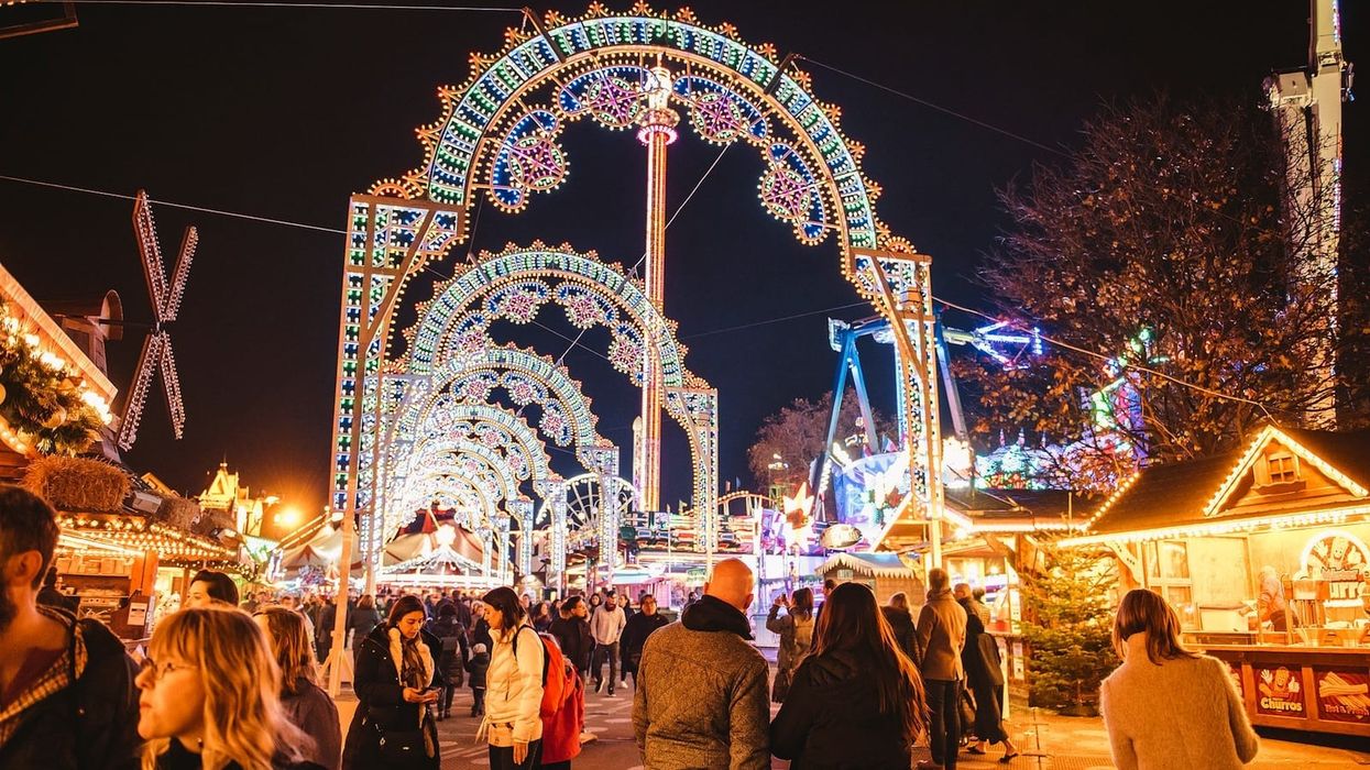 Hyde-Park-Winter-Wonderland-_Luminaries_arches