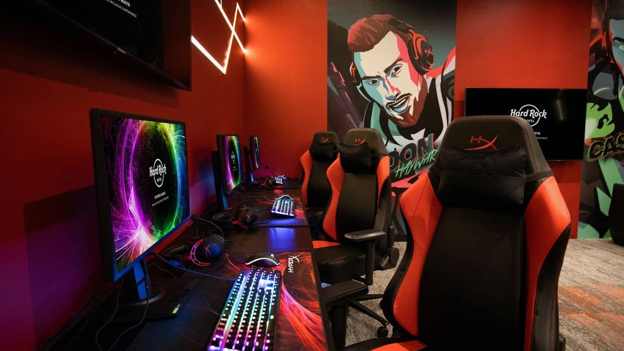 hyperx gaming lounge hard rock hotel riviera maya