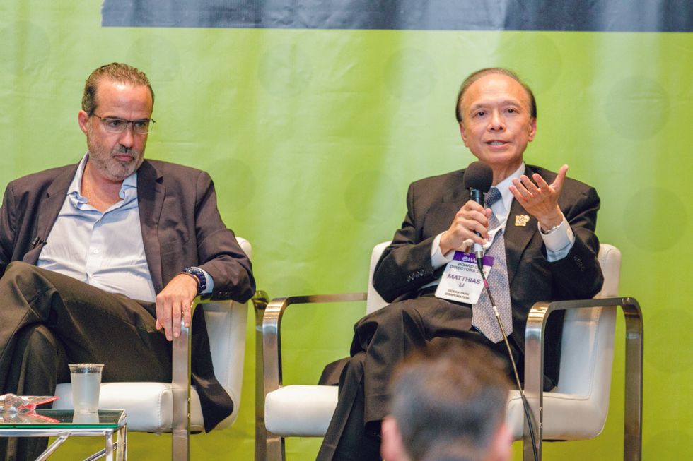 IAAPA CEOs 20107 Xavier Lopez Ancona and Matthias Li