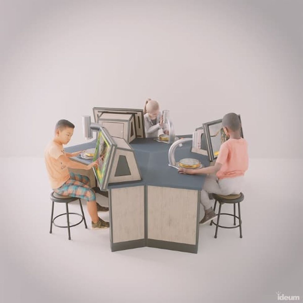 Ideum Microscope Station San Diego Zoo