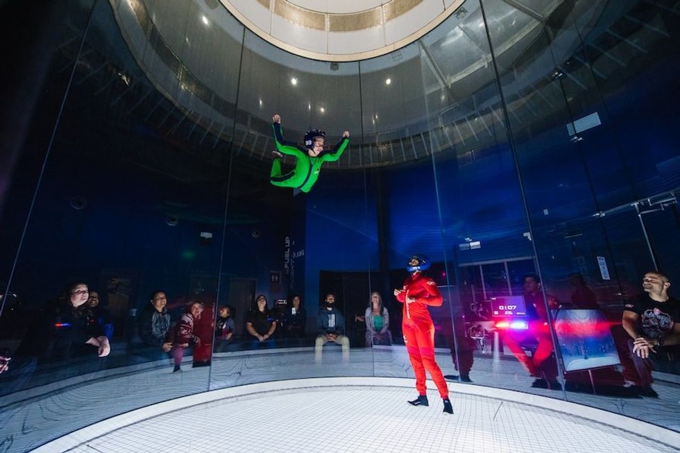 iFLY-indoor skydiving