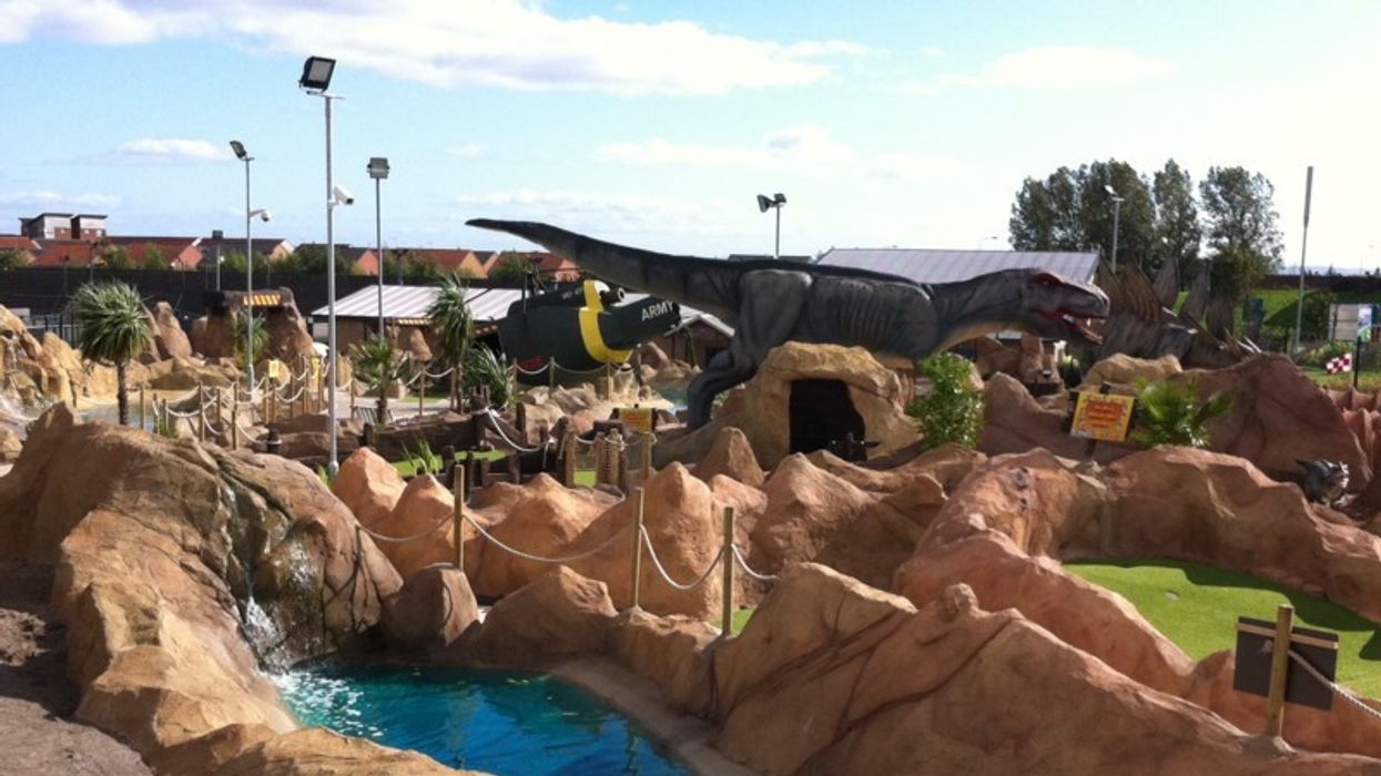 Jurassic Parrr Adventure Golf Monster Hit for Theming Specialists ROCKARTuk