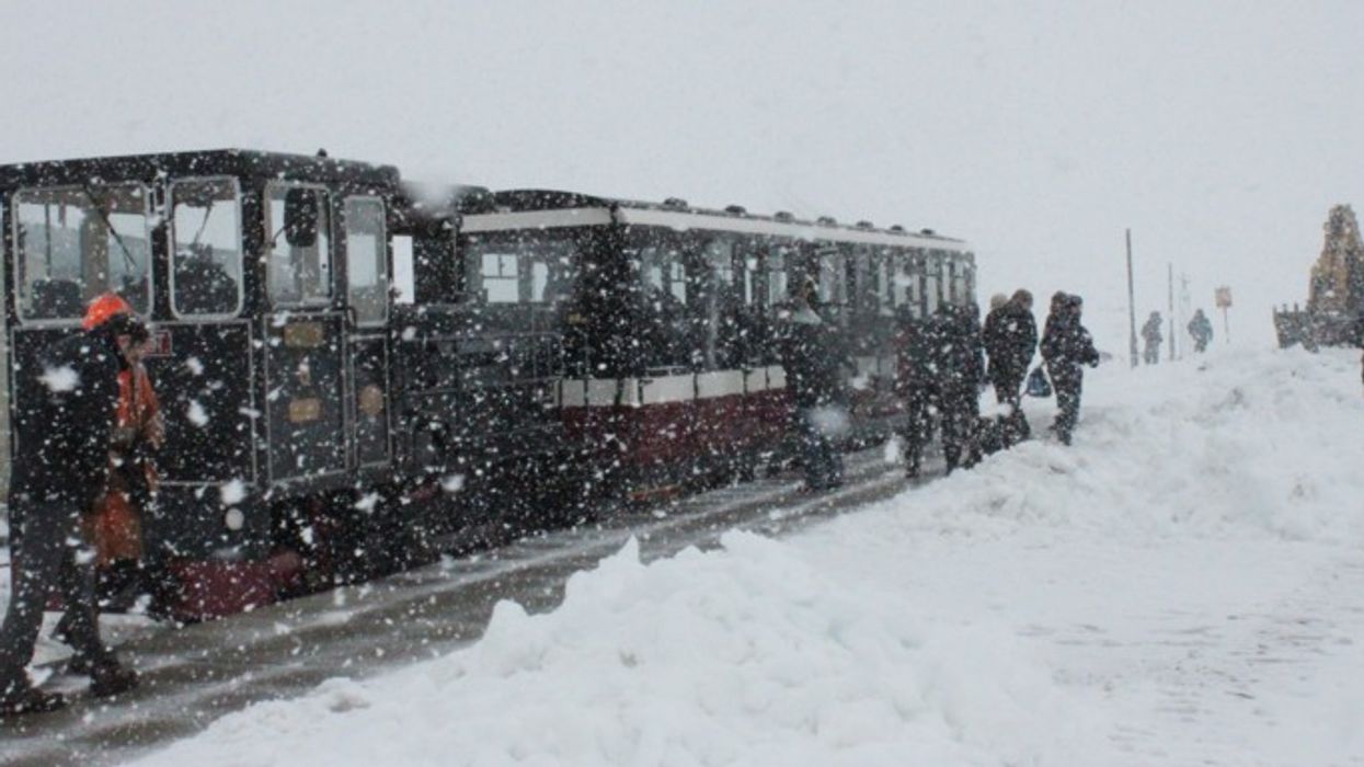 Snowdon Mountain Railway in the Snow with New Carriages from Garmendale Engineering